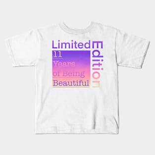 11 Year Old Gift Gradient Limited Edition 11th Retro Birthday Kids T-Shirt